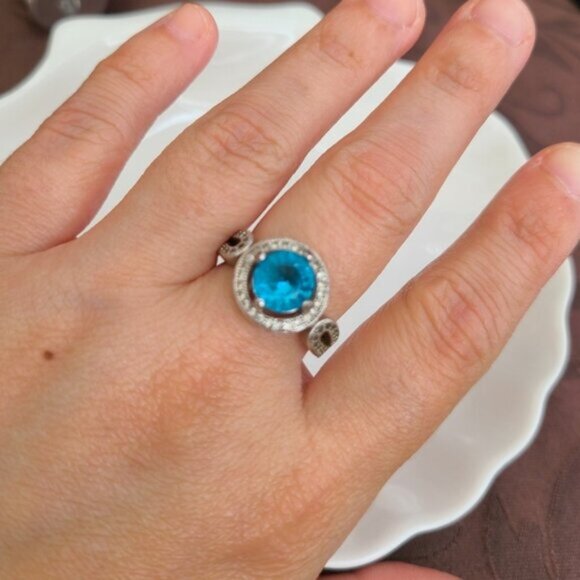 Beautiful Vintage Sterling Silver Royal Elegant Blue Topaz Crystal Ring size 7.5 - Picture 5 of 11